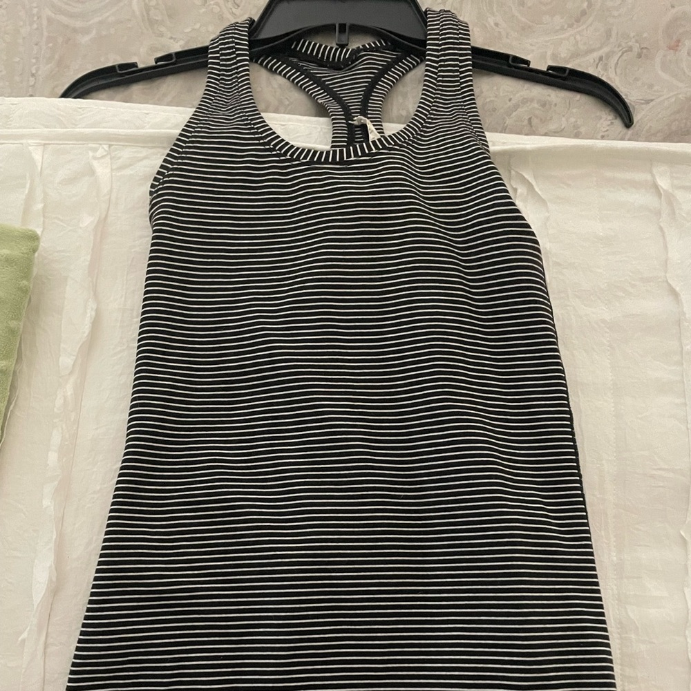 Cool racerback lululemon tanktop